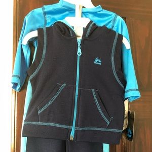 🇺🇸 3 piece boy’s set shirt, pant & hooded vest 12M